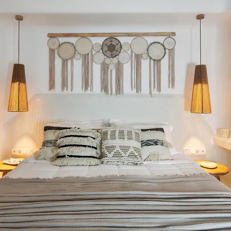 Willa Milestone Megalochori (Santorini)