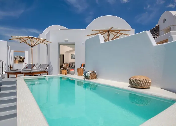 Milestone Megalochori (Santorini)