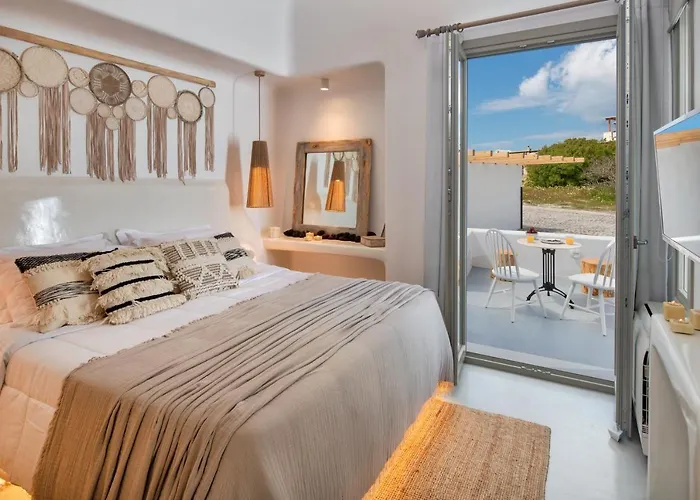 Villa Milestone Megalokori